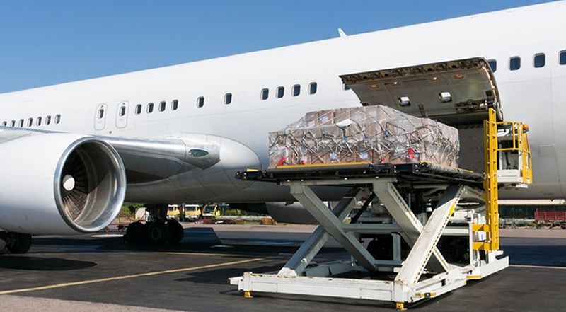 vận chuyển hàng hóa bằng đường hàng không